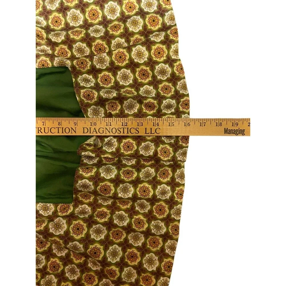 #5749 Womens Green and Tan Half Apron with Pocket